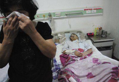 兒子癱瘓後，兒媳就開始不回家，俺偷偷跟蹤後，親手送兒子到警局