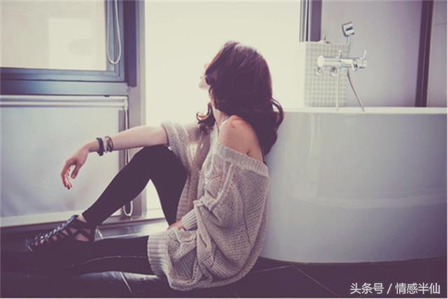 去男友家，離開時他媽塞給我一個紅包，打開一看我感動得想分手！