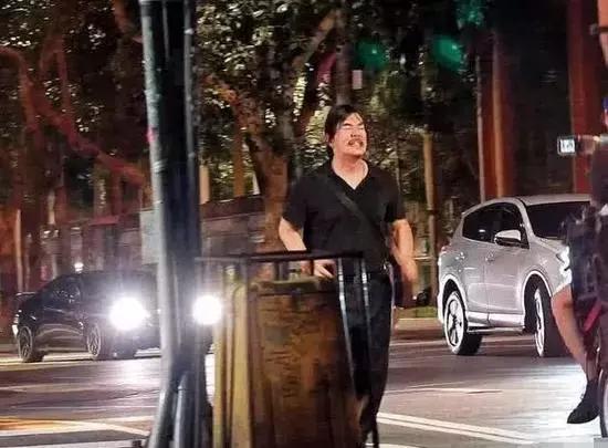 增肥到200斤片子停拍，任賢齊不甘心，買下版權也要拍完！