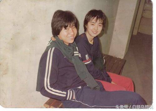 51歲王祖賢近照曝光 ， 被嚇到了，面容顯露老態，女神形象盡毀
