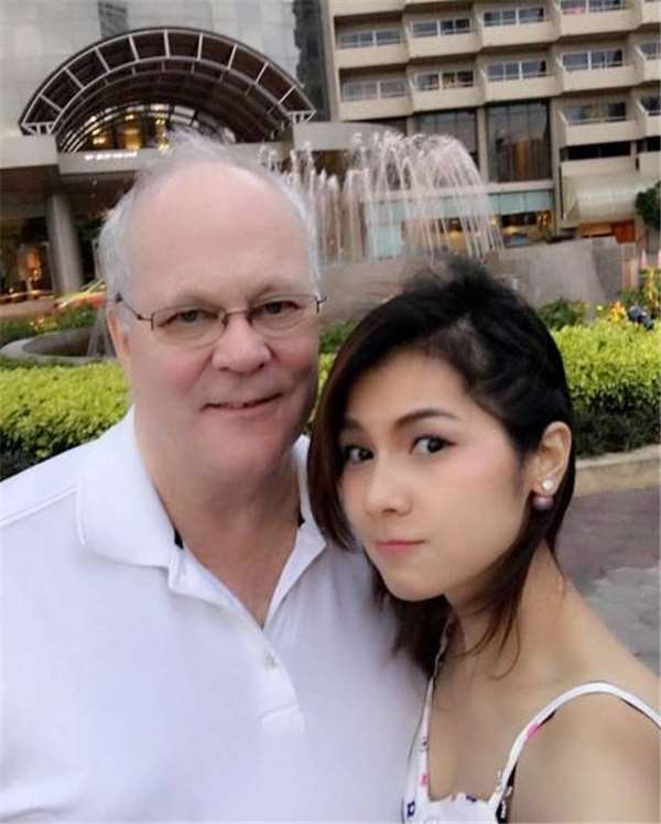 信佛的「泰國女優」息影嫁給72歲富豪成人妻！5年後的離婚發言讓大家覺得女方「扯炸又白目」！