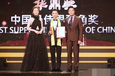 她為陳冠希打掉過兩次孩子，同時與10位豪門交往，簽定生子協議