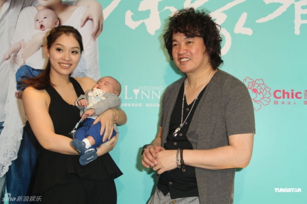 51歲「康康」開心再當爸！他興奮喊：「老婆又懷孕了！」PO出老婆超音波照「寶寶性別曝光」大家狂恭喜！
