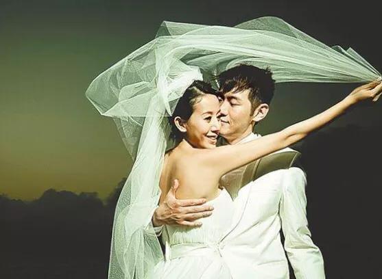 TVB「七魔女」大除夕團年飯聚會，只有她事業成功至今未嫁