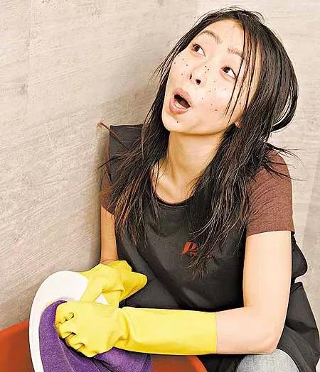 TVB「七魔女」大除夕團年飯聚會，只有她事業成功至今未嫁