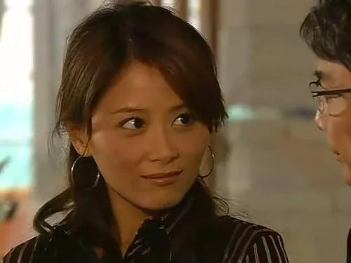 TVB「七魔女」大除夕團年飯聚會，只有她事業成功至今未嫁