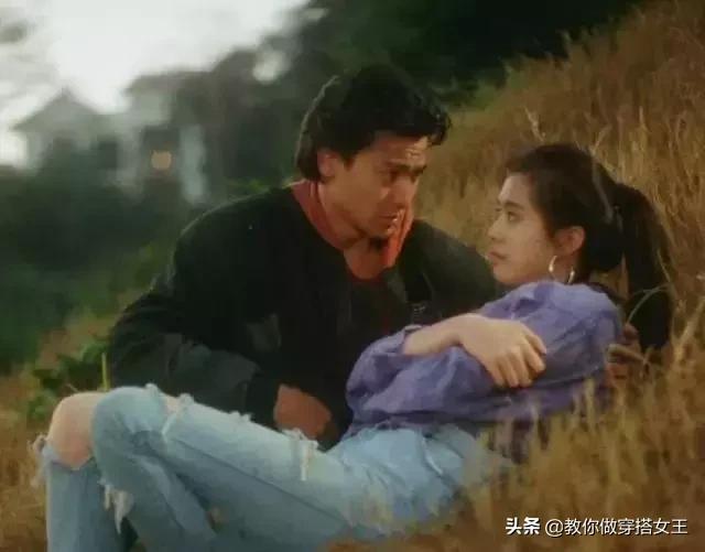 看看朱茵張曼玉25年前的穿搭，甩現在很多女星一條街！