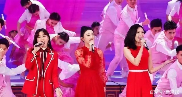 這屆春晚「紅裝」戲最多，又是一年一度大型「種草現場」