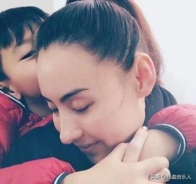 張柏芝住院：「我撐不住了」, 三個孩子無人管，網友：心疼柏芝!