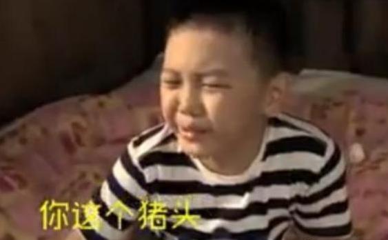 她23歲嫁入豪門，每天跪地為婆婆洗腳，老公被曝欠6900萬外債，如今複出拍戲只為尊嚴