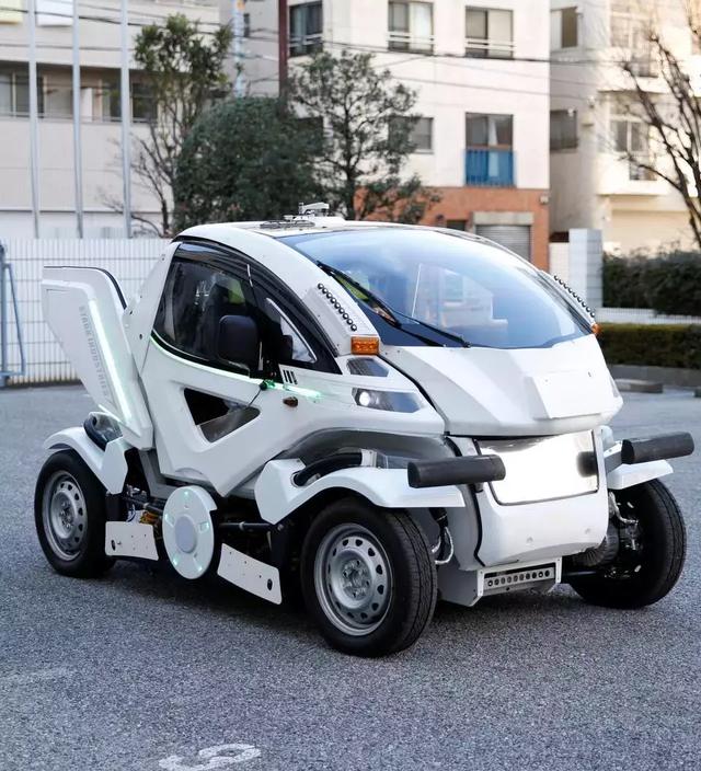 有了這輛會「變形」的小車，以後就不怕堵車了！