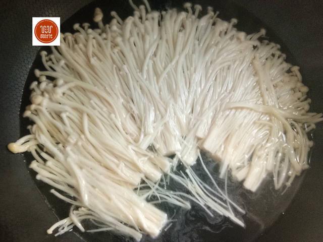 開胃益智的一道家常菜，5分鐘出鍋，酸甜脆爽好下飯，孩子就愛吃
