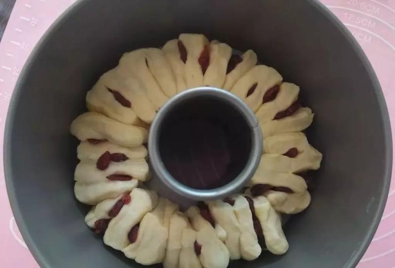 一款超好吃的手撕麵包 | 蔓越莓酥粒手撕包