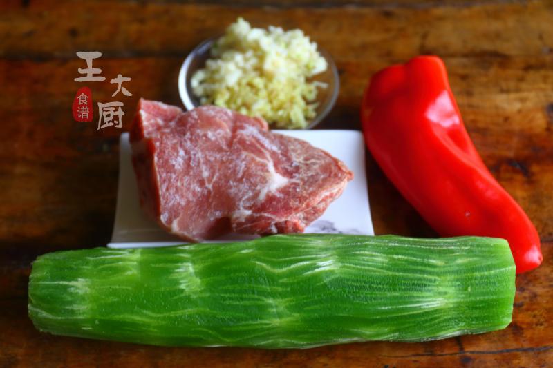 萵筍炒五花肉的正確做法，好吃又簡單，新手都能做