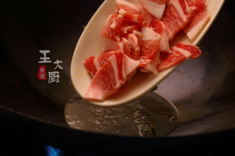 萵筍炒五花肉的正確做法，好吃又簡單，新手都能做