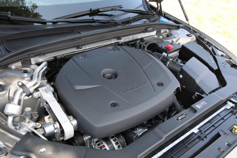 進階的美好 Volvo V60 T6 AWD海外試駕(上)