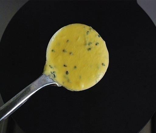 簡單的【蛋卷】平底鍋製作方法，蛋糖香味濃郁，讓我們在家也能最出酥脆可口的蛋卷