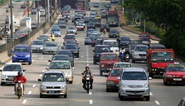 Auto汽車很吃油!?是因為你犯了這些！這樣做,一桶油可駕多幾十KM快學起來吧！