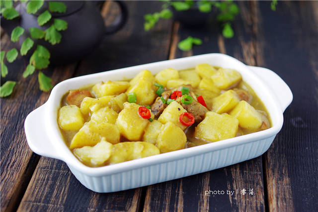 燉土豆時加入它，又香又好吃，根本停不下來，用它泡飯尤其好吃！