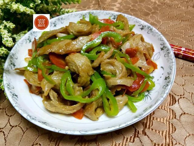 比肉還香的常素炒，噴香誘人，做法超簡單，沒有肉卻比肉還香！