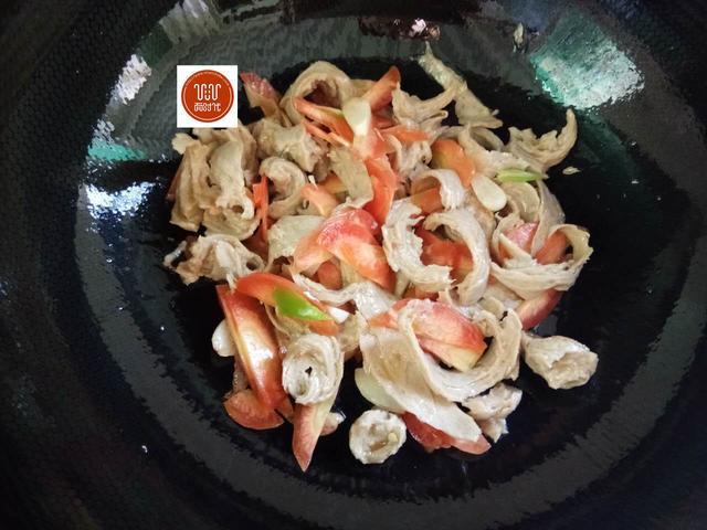 比肉還香的常素炒，噴香誘人，做法超簡單，沒有肉卻比肉還香！