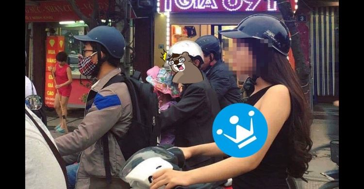 等紅燈旁邊女騎士！沒想到一旁大爺「眼神出賣」…意外才是亮點 網爆笑！