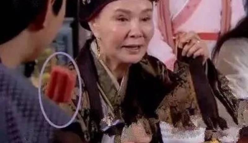 影視劇穿幫鏡頭，看了捧腹大笑，想問導演你有在認真嗎？ #抗日神劇，公然牛逼