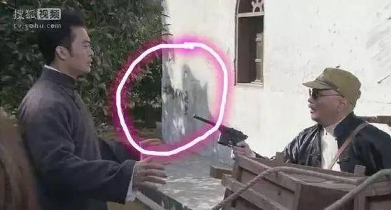 影視劇穿幫鏡頭，看了捧腹大笑，想問導演你有在認真嗎？ #抗日神劇，公然牛逼