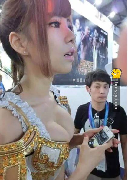 11張讓你看到男人們其實都是一樣的「偷看辣妹的照片」！