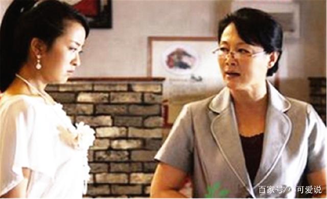 婆婆去世，懷孕回娘家養胎三月，臨產時母親拿出一張紙，我傻眼了