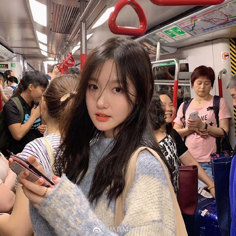 地鐵巧遇初戀女友！仙氣女爆紅　本人狀況外傻問發生啥事