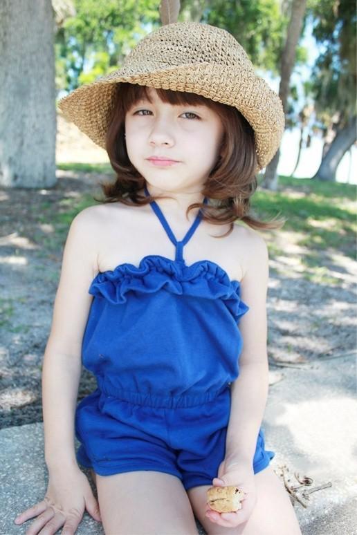 這對「全球最正雙胞胎」小時候是萌系美少女　長大後變成「男孩們的夢中情人」！