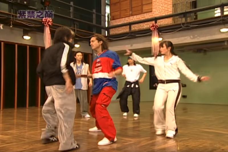 「你很可撥」、「不要旋轉我！」九年級8+9流行語大揭秘！看攏嘸代表你老啦… 