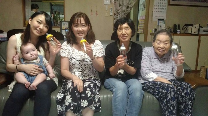 蠍子媽媽帶寶寶趴趴走　15張「沒事可以看一看」的奇趣照片 - 