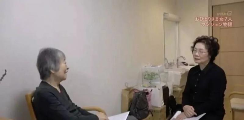 讓朋友做鄰居！7位單身「小姐妹」買樓同居10年，一起生活，一起結伴終老！