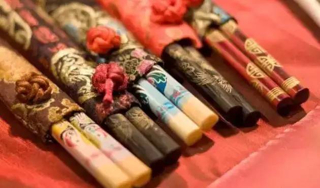 華人祖先為什麼規定16兩為1斤？筷子的長度為什麼一定是7寸6分？原來中華文化真的太奧妙了！是華人就一定要看啊！