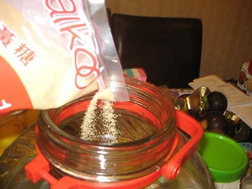 （真人真事）一個專治大腸癌的秘方！她喝了半年居然就好了！抗癌又養生！分享出去功德無量！！