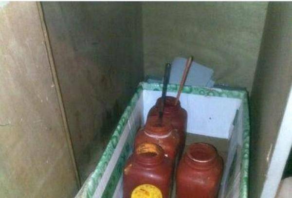 少在外面吃飯，看完一位廚師冒死拍攝的圖片後，你絕對會感謝我的！