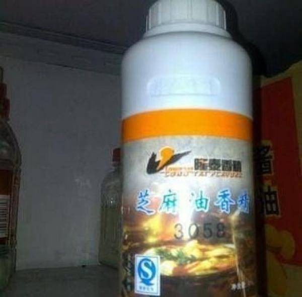 少在外面吃飯，看完一位廚師冒死拍攝的圖片後，你絕對會感謝我的！