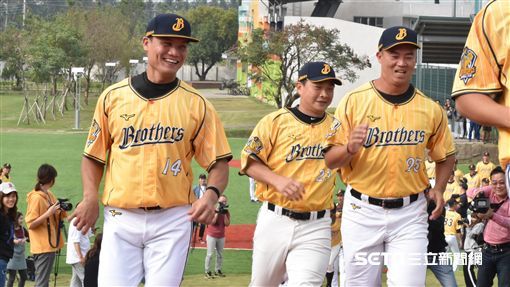 中職／王勝偉不一樣挑戰 長打率5成