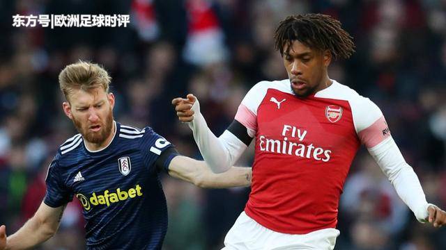 0-2大巴黎，歐冠聯賽瀕臨淘汰？快醒醒，這不是曼聯擔心的事兒