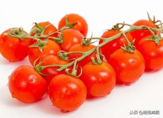 肺癌發病率增加，而女性患肺癌的幾率增高，9種養肺食物別錯過