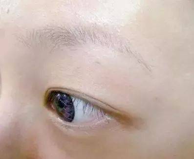 「男人看鼻，女人看眉」這10種眉毛有礙運勢一定要改！
