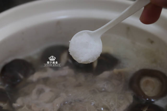 冷天要多給家人喝這道湯，鮮香美味營養足，常喝提高免疫力不感冒