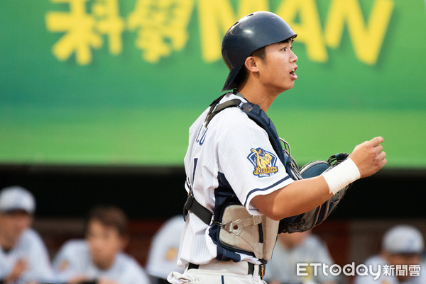 中職／春訓重心放守備　吳明鴻健康站穩一軍 