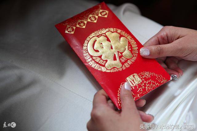 妻子懷不上孩子，我對她不離不棄，回鄉下遇見一拾荒老人，我決定離婚