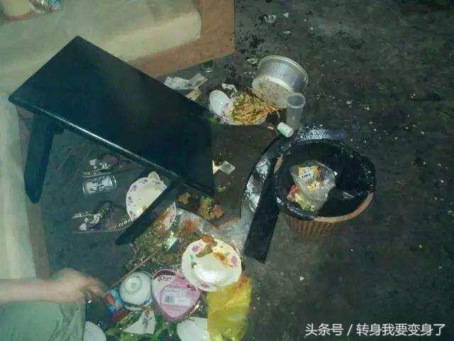 婆婆生日全家人都閒聊，我挺著大肚子在做飯，老公回家直接掀桌子