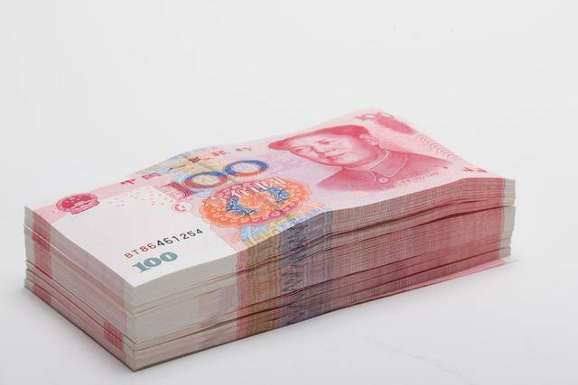 父親帶一個女人回家說要跟母親離婚，我氣的想打小3，父親卻給我一巴掌！3年後父親過世，眞相揭開..