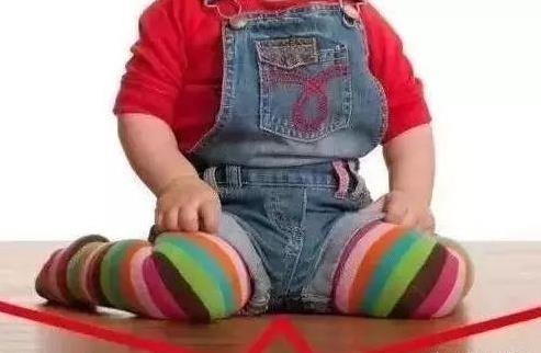 這8個壞習慣讓很多孩子「越長越醜、越來越笨」，父母一定要及時糾正
