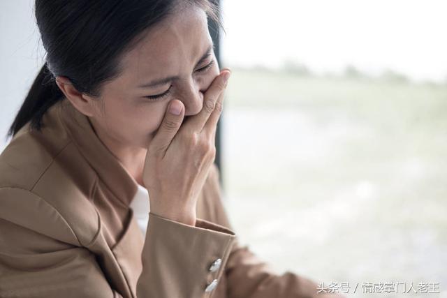 因一次洗車，我和老公離了婚，兒子生日去前夫家吃飯，出門淚目了